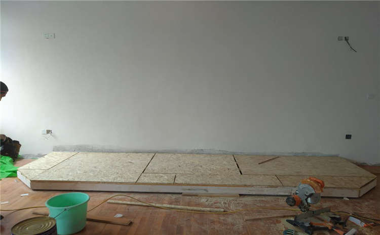 楓木籃球館木地板廠(chǎng)家哪家好？