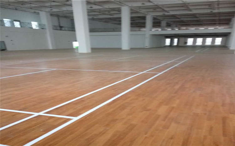 22厚舞臺木地板哪個牌子好？