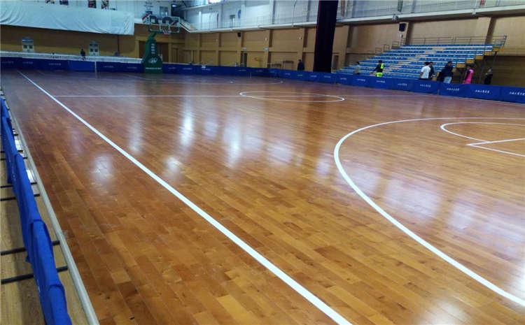 24厚運(yùn)動(dòng)籃球地板多少錢一平米？