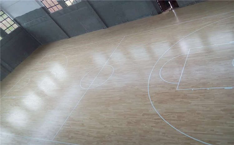 硬木企口舞臺(tái)木地板怎么維修？