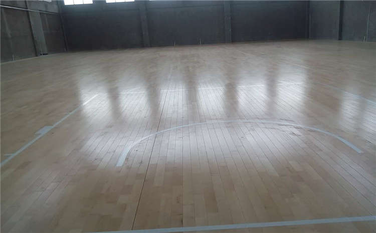 20厚舞蹈房木地板哪個(gè)品牌好?