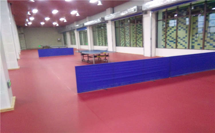 五角楓舞臺(tái)運(yùn)動(dòng)木地板報(bào)價(jià)