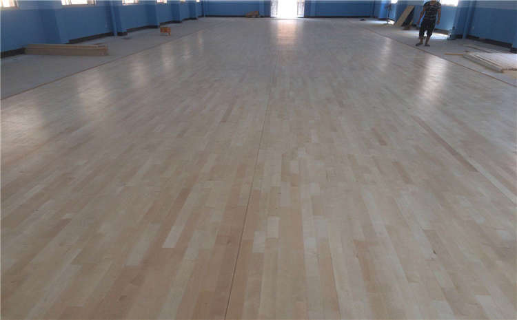 體育館木地板咯吱響怎么處理更好?