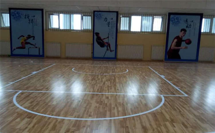 22厚體育館實(shí)木地板報(bào)價