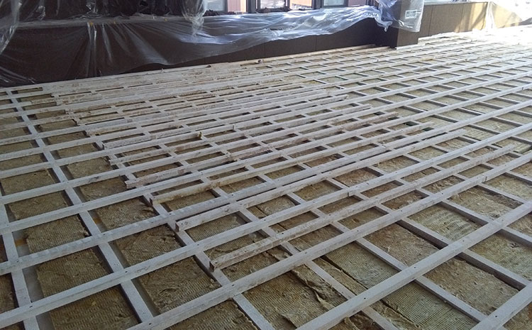 學(xué)校排球館木地板怎么保養(yǎng)？