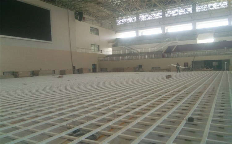 20厚批發(fā)體育館木地板