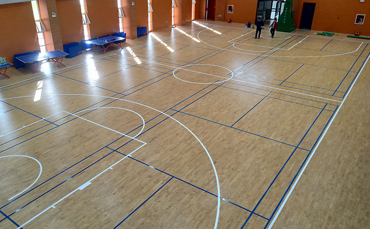 松木舞臺實木地板多少錢一平米？