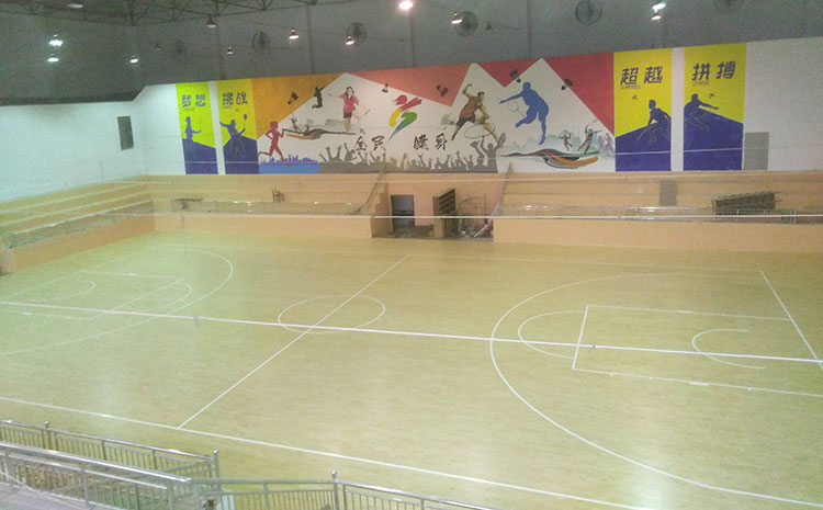 專業的籃球運動地板怎么維修？