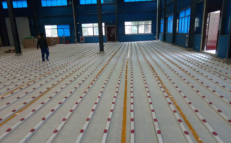 橡膠木運(yùn)動(dòng)體育地板翻新施工