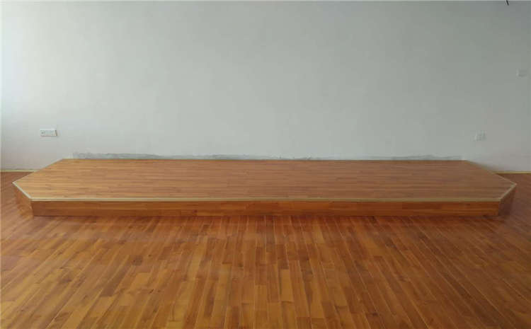 柞木體育館實木地板安裝工藝