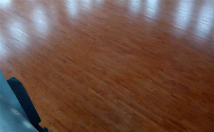 橡膠木木地板籃球館結(jié)構(gòu)