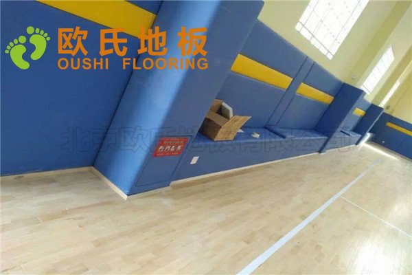 浙江臺(tái)州市曼巴籃球館木地板案例