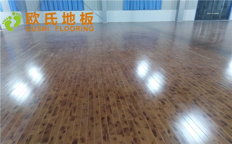 安徽省懷寧縣新明源電力有限公司羽毛球館木地板