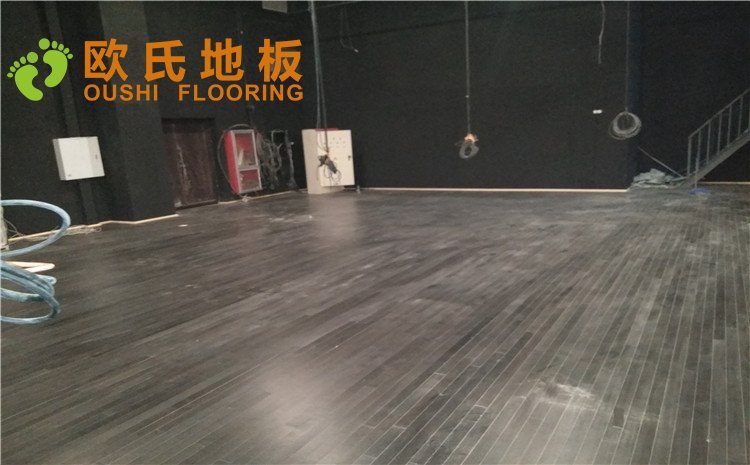 河北唐山師范學院舞臺木地板圖片